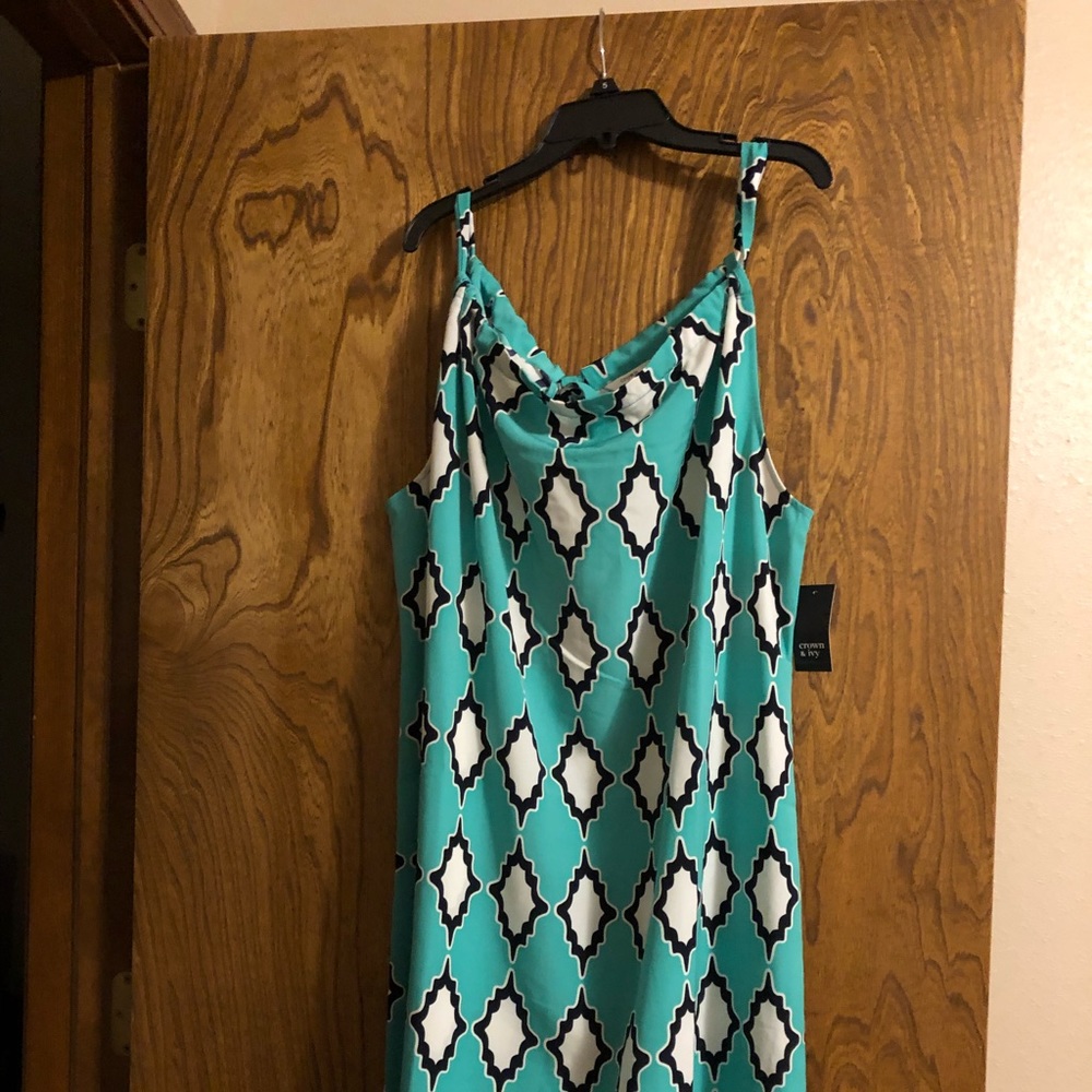 Crown & Ivy Dress
